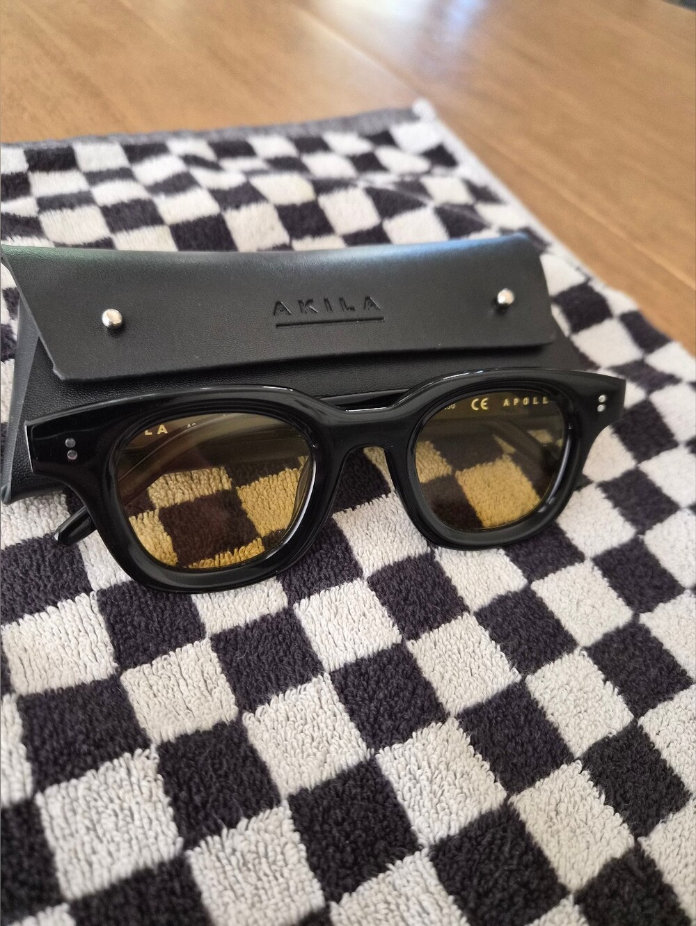 AKILA Apollo Sunglasses - Black Frame with Yellow Lenses
